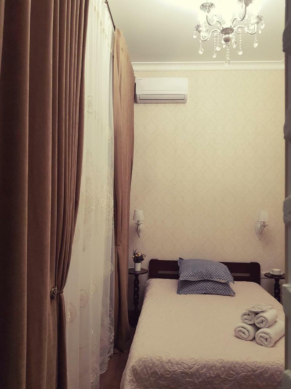 Mini Otel Cozy Patio Odessa Buitenkant foto