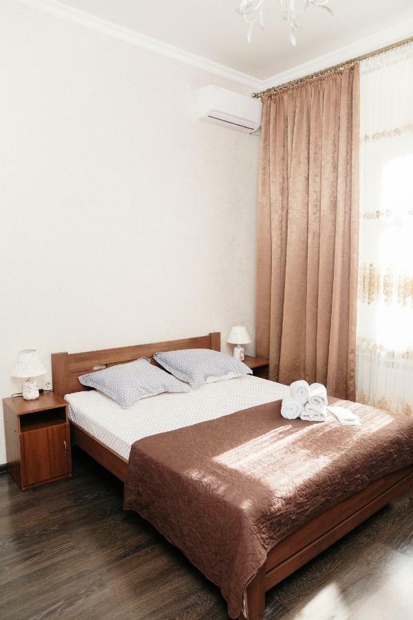 Mini Otel Cozy Patio Odessa Buitenkant foto